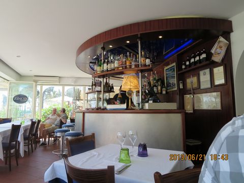 sannta-pranzo-bar-kauntaer.jpg